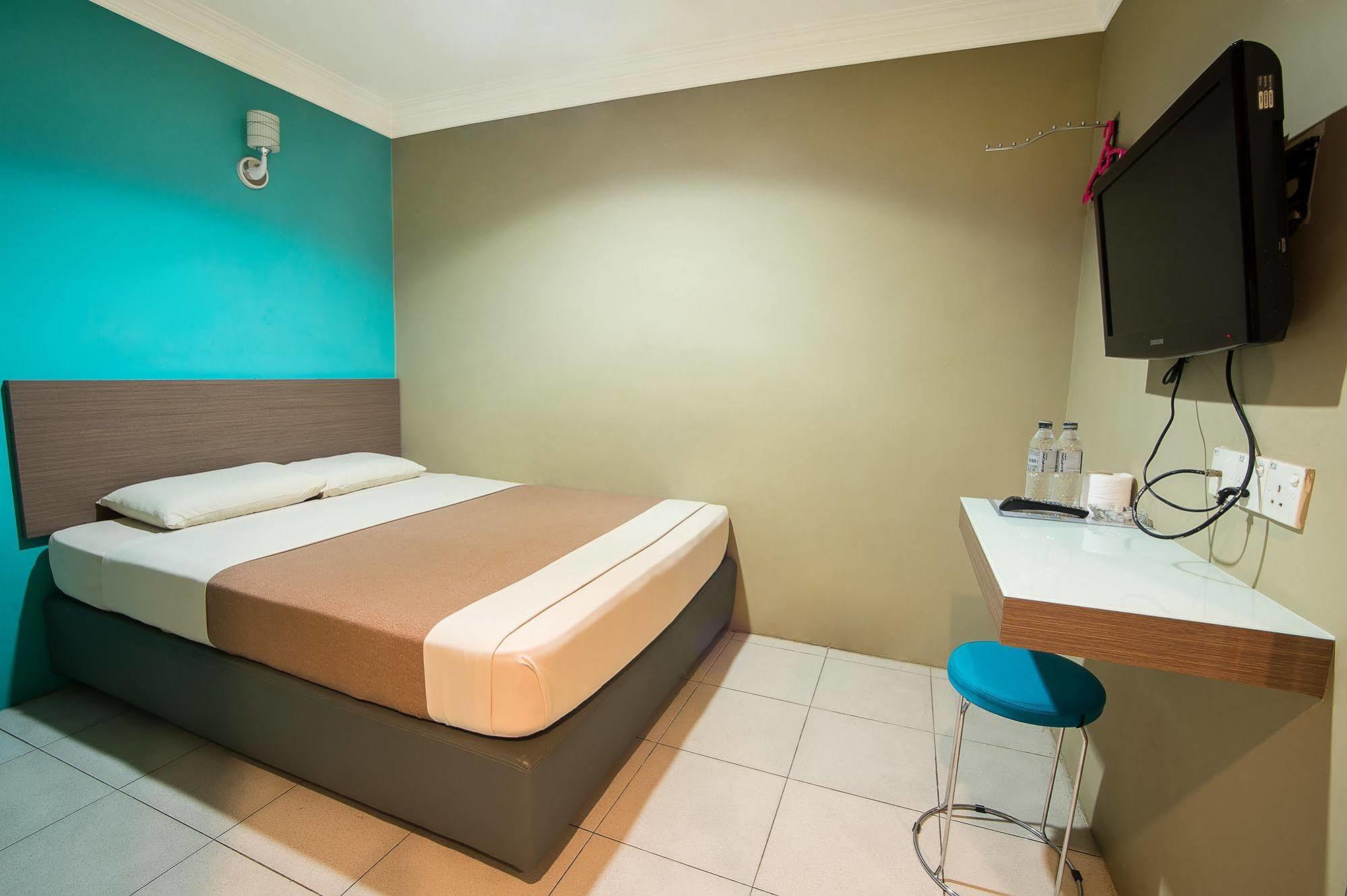 Dju Dju Hotel Batam Exterior foto