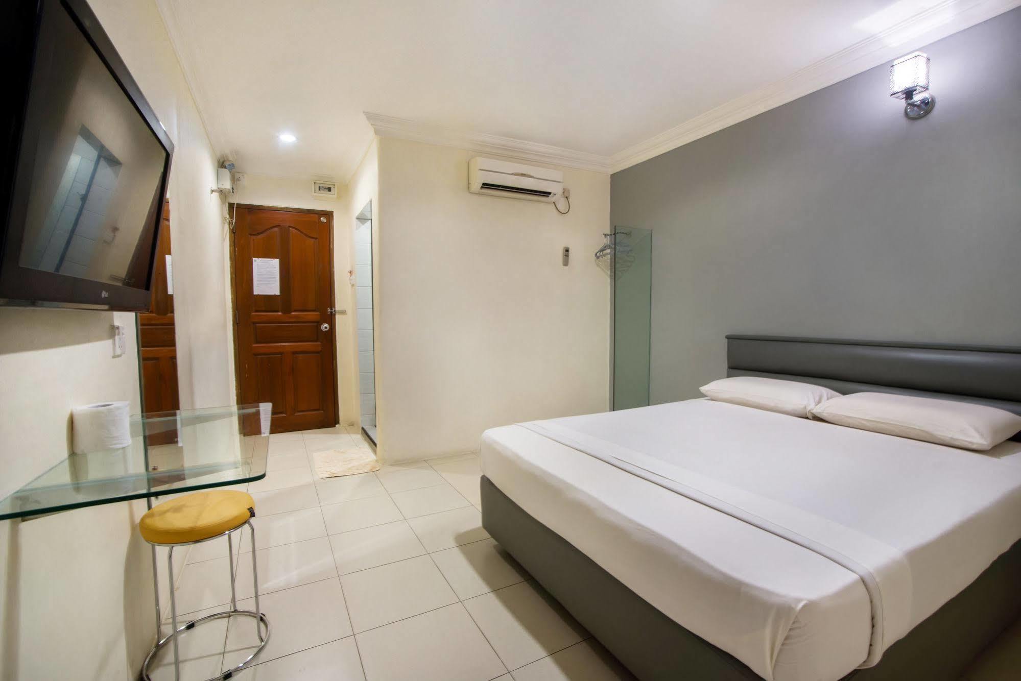 Dju Dju Hotel Batam Exterior foto